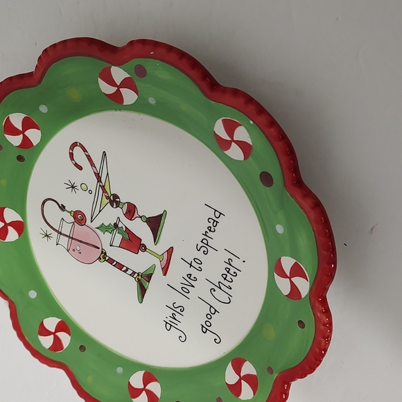 Lori Siebert "Girls Love to Spread Good Cheer" Xmas Decorative Plate - Picture 3 of 5